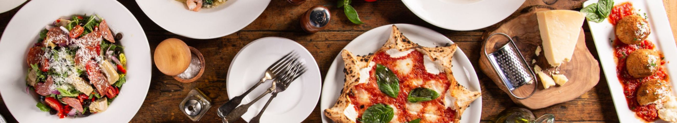 We offer Italian cuisine in Tallinn in several different restaurants, from pizza to finer dinner. Book comfortably and choose the right place according to your mood.