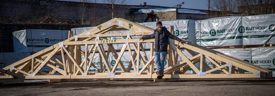 Puitkarkassmajad, katusefermid ja innovaatilised Posi-Joist talad. Pakume täpseid insenerlahendusi ja kiiret paigaldust. Ehita targalt ja säästvalt!