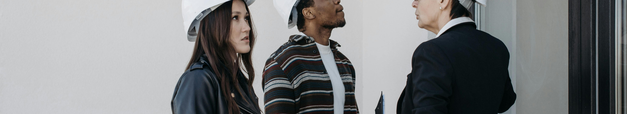 We offer real estate management and maintenance to keep the buildings in order, reliable and well-managed. We simply organise the necessary actions to reduce the burden on the owner.