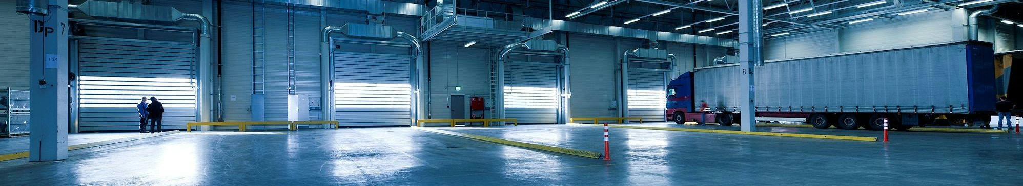 We offer well thought-out transport and logistics solutions that keep goods moving and processes under control. We help to organise transport, handling and support activities in a simple and clear way.