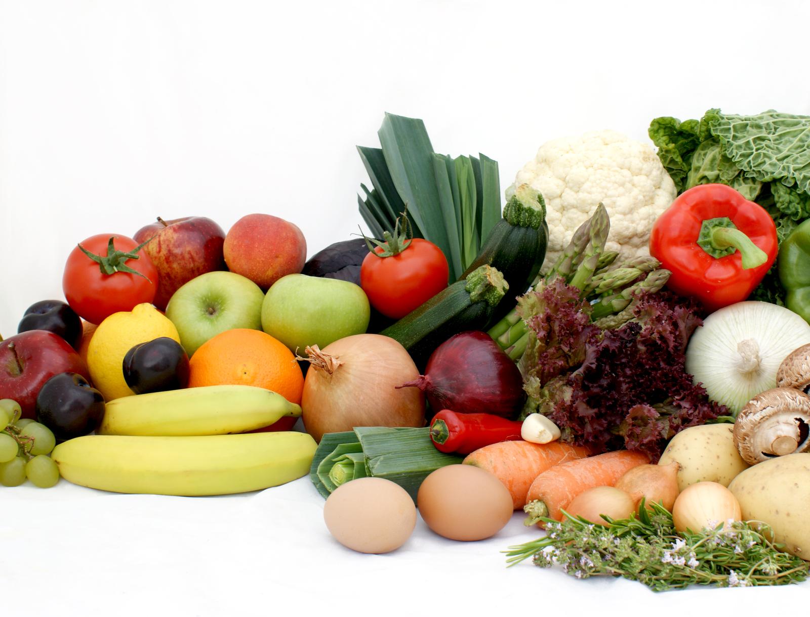 Retail sale of fruit and vegetables in specialised stores in Maardu