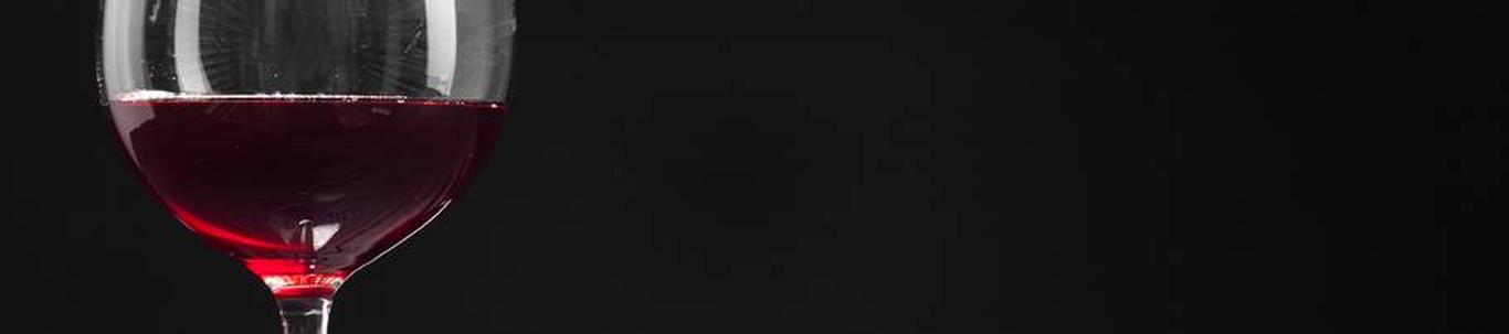 Alcohol-free bubbles bring a glass of elegant foam and rich aroma ...