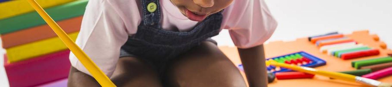 OÜ Rübliku Lastepere alutas oma tegevust mais 2014. aastal. Ettevõtte põhitegevuseks on lasteaiateenuse osutamine. Ettevõttele kuuluvad Tartus tegutsevad Eral