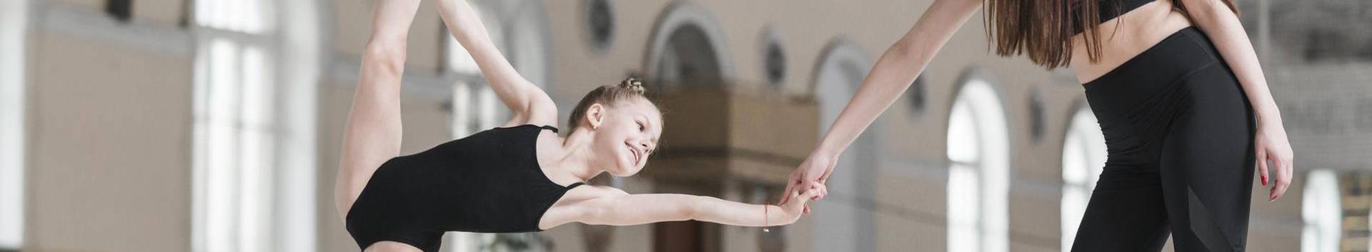 Kaie Kõrbi Balletistuudio. Arendame laste emotsionaalset väljendusoskust, kollektiivse ja individuaalse esinemise oskust. Julgustame last end balleti toel vabalt ja loovalt väljendama!