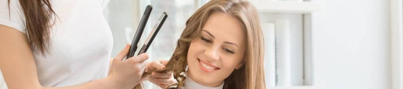 TIANA PMU OÜ valdkond on juuksuri- ja muu iluteenindus. Samas valdkonnas (EMTAK 96021) on tegutsevaid ettevõtteid 2021 aasta seisuga kokku 2819 tükki, kes annav