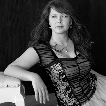 Mariann Rea-Peterson logo and brand