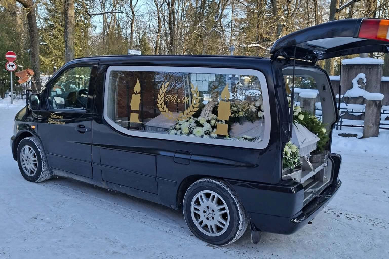 Mälestusteenused ja järelhooldus