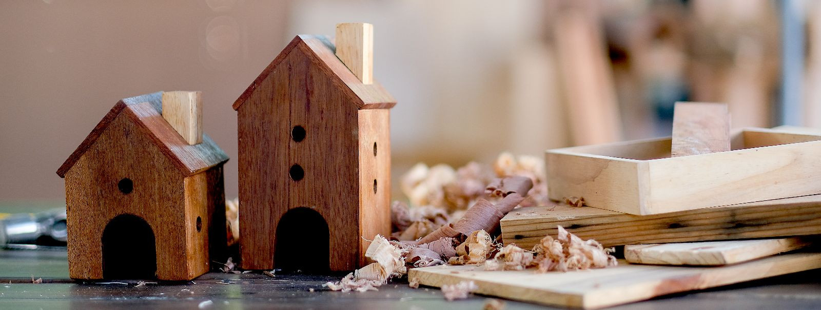 Astudes 2024. aastasse, areneb eritellimusel koduehituse maastik uuenduslike trendidega, mis vastavad kaasaegse koduomaniku vajadustele ja eelistustele. Need tr