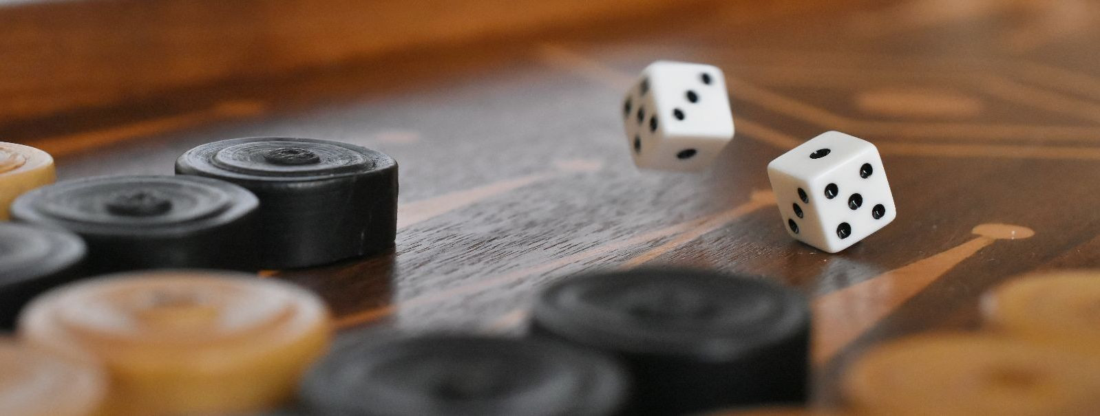 Tänapäeva kiire tempoga ettevõtluskeskkonnas on loovuse edendamine ja meeskonna dünaamika parandamine edu saavutamiseks üliolulised. Traditsioonilised meeskonna