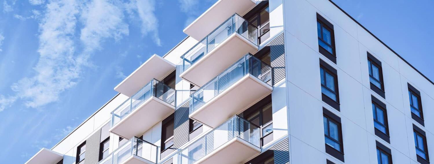 Managing an apartment association can be a complex and time-consuming task. It requires a balance of financial acumen, legal knowledge, maintenance oversight, a