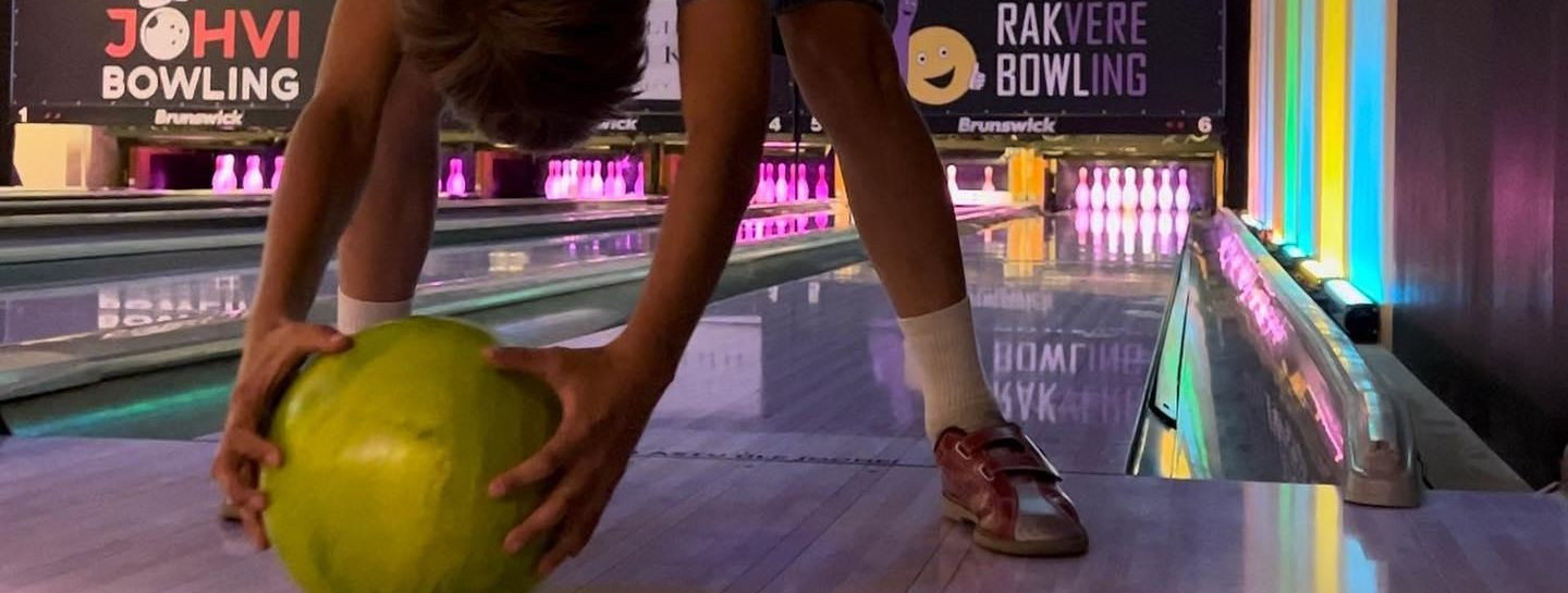 When it comes to celebrating a birthday, there's nothing quite like the excitement and fun of a bowling party. It's an ideal way to bring friends and family tog