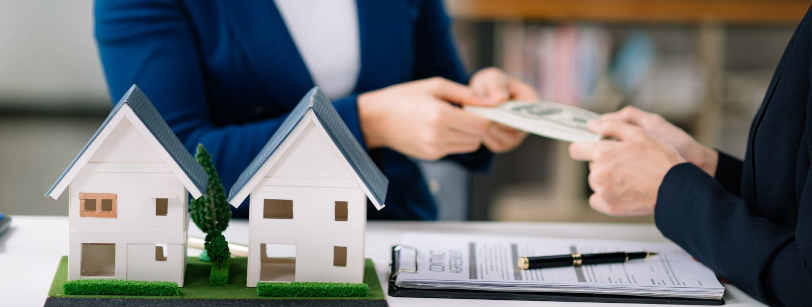 Refinancing your mortgage can be a strategic financial decision, especially for business owners and entrepreneurs in Estonia. Whether you're looking to improve 