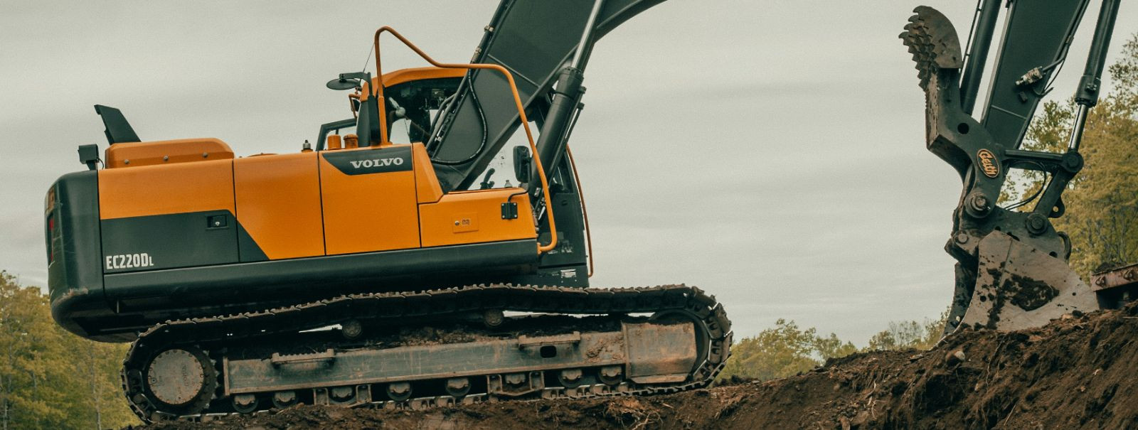 When it comes to large-scale projects, the role of heavy machinery cannot be overstated. Precision in heavy machinery is a game-changer, offering numerous benef