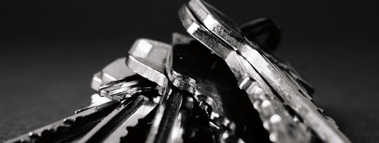 Ettevõte on moodustatud 2014 aastal. Kuna varasemalt oli ettevõtlus kogemus FIE-na olemas kingsepana siis jätkati samas valdkonnas.  Ettevõttel on olemas ka var