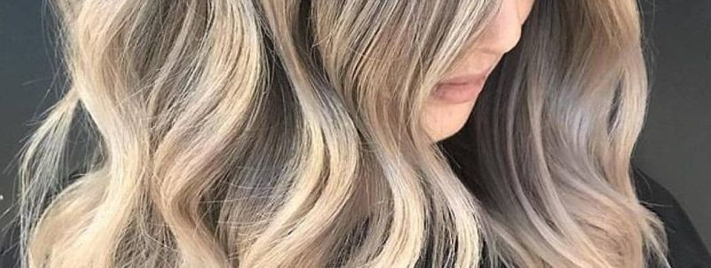 ERINEVAD JUUSTE VÄRVIMISE TEHNIKAD – SHATUSH, OMBRE, BALAYAGE – MIS VAHE ON NEIL? Juuksurisalongides töötavad professionaalsed juuksurid, kes kasutavad arvuka