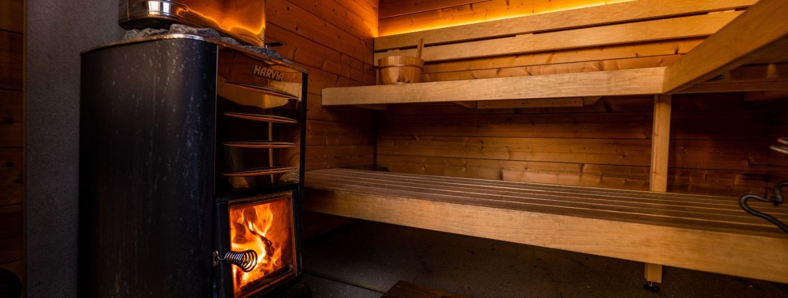 Eesti saun on rohkem kui lihtsalt ruum soojade keriste ja auru ...