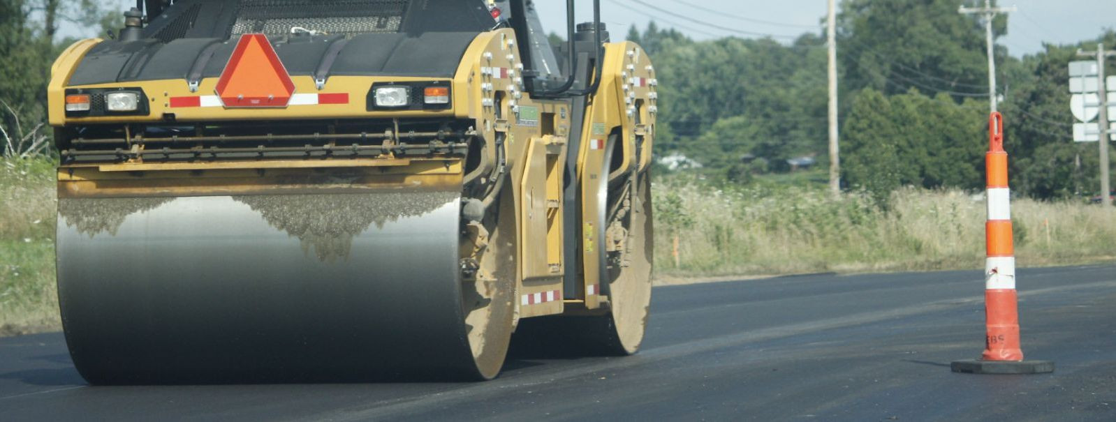 Eesti teedevõrk on riigi oluline infrastruktuurikomponent, mis ...