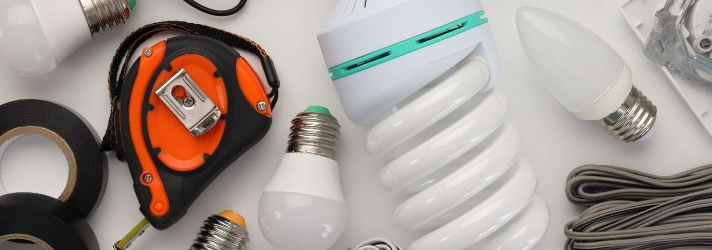 Meie ettevõtte meeskond on pühendunud professionaalsete elektritööde pakkumisele, integreerides neid oskuslikult mitmesuguste kvaliteetsete lisateenustega. Meie