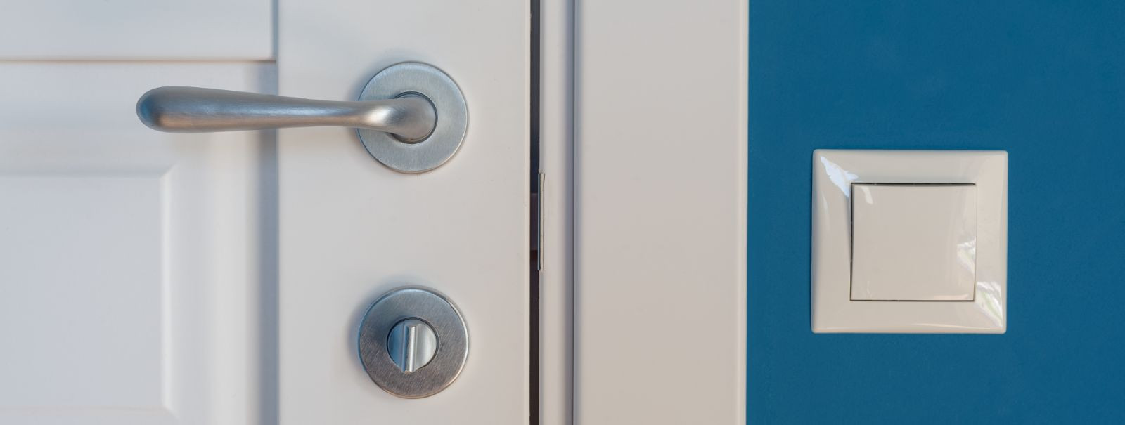 At the heart of every secure and stylish space lies a foundation of reliable locking mechanisms and sleek design. For years, we have been at the forefront of pr