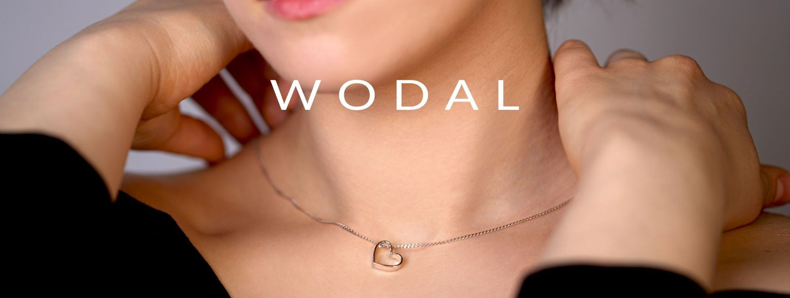 At WODAL DESIGNS OÜ, we believe that true elegance lies in simplicity. Our carefully curated collection of gold vermeil, rose gold vermeil, platinum vermeil, an