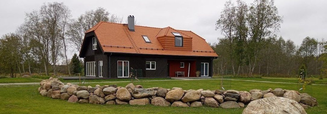 Meie meeskonna liikmed omavad laialdast teadmist ehitusmaterjalidest ja -tehnoloogiatest ning on valmis võtma vastu väljakutseid igas suuruses projektidega.   H