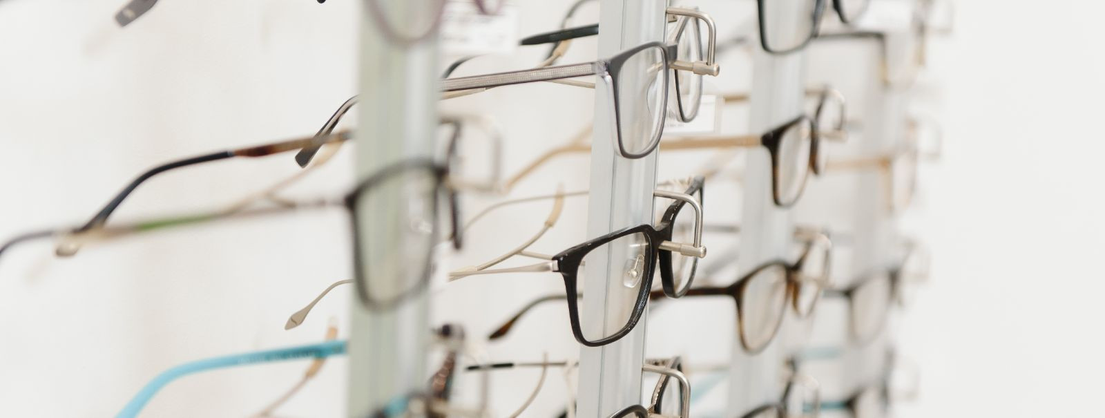 Welcome to ZPEKS OÜ, where your vision is our passion. As a beacon of optical innovation, we are proud to offer an extensive selection of high-quality glasses a