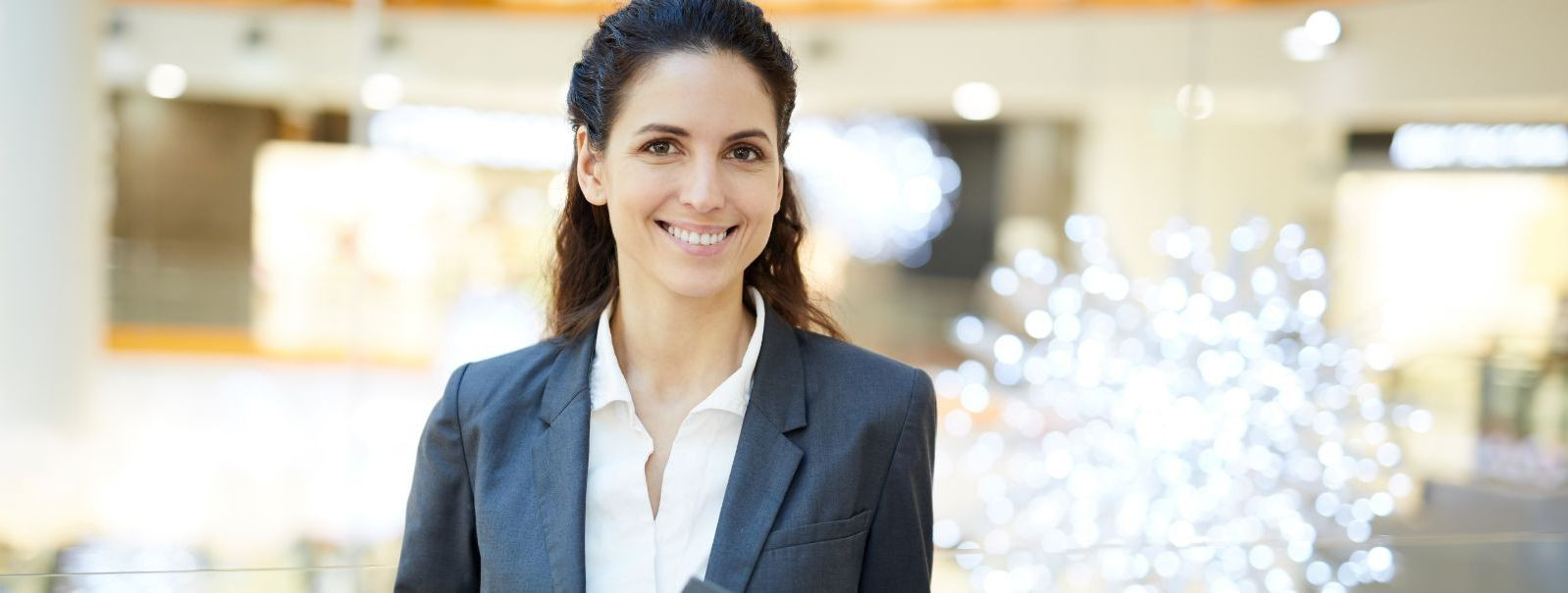 Isiklik kliendihaldus on teenindusmudel, kus pühendunud professionaal, tuntud kui Isiklik Kliendihaldur, on määratud käsitlema kõiki kliendi kinnisvarahalduse a