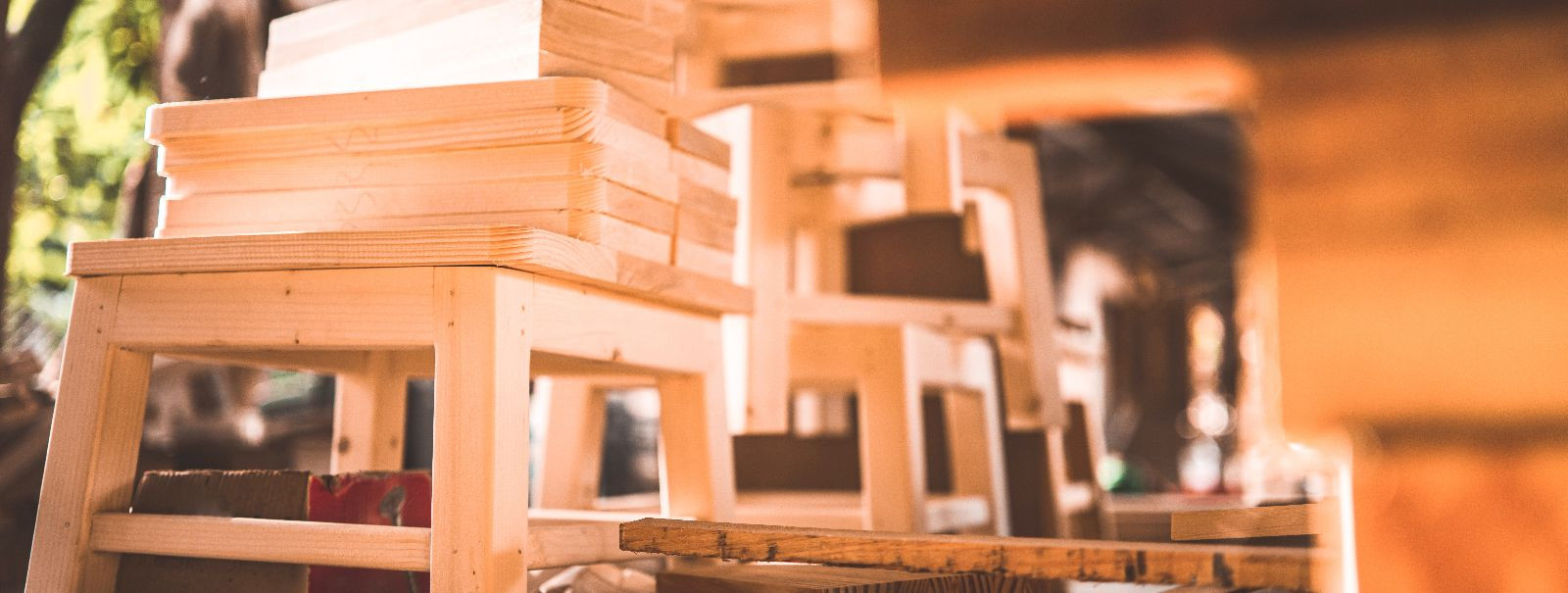 Viimastel aastatel on jätkusuutlikkus muutunud oluliseks kaalutluseks erinevates tööstusharudes ja mööblidisain ei ole erand. Kuna nõudlikud koduomanikud ja sis