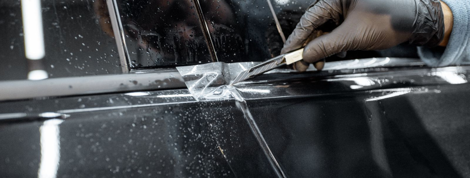 Introduction to Car Protection FilmCar protection film, also known as Paint Protection Film (PPF), is a clear, durable film applied to the exterior of vehicles 