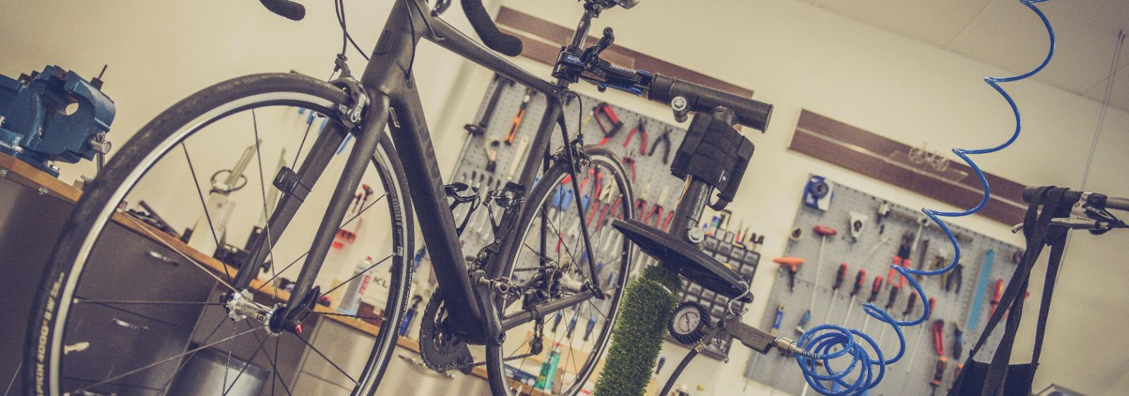 Kuidas säästa raha ja saada usaldusväärne sõber teele  Kasutatud jalgrattad pakuvad taskukohast ja jätkusuutlikku alternatiivi uuele: hooldatud, töökorras ning 