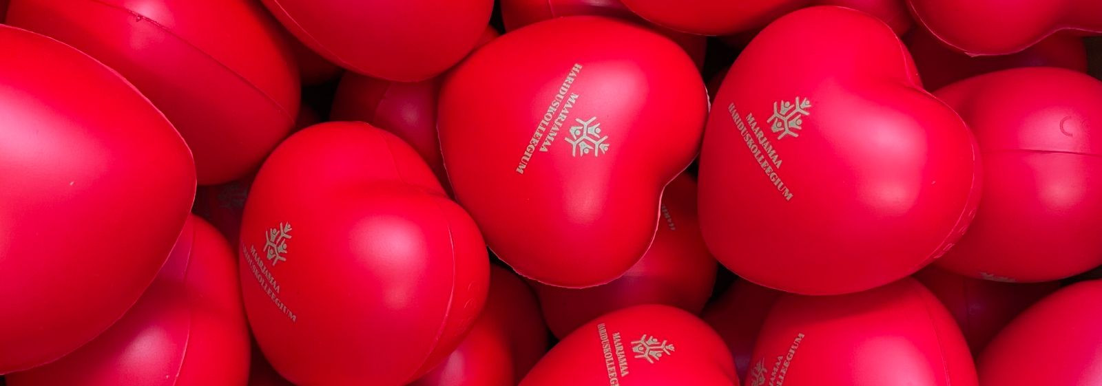 Kingivabrik OÜ põhitegevusalaks oli lõppenud majandusaastal ja on ka planeeritud järgnevateks reklaamiagentuuride tegevus. Lõppenud majandusaastal saadi müügitulu 687 684 (2023; 812 291) eurot, kauba-ja materjalikulud ...