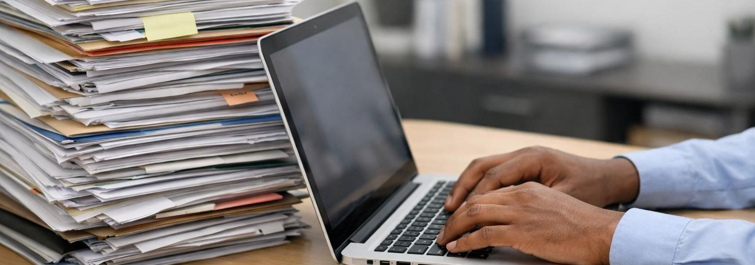 Kirjalik tõlge  tagab, et ettevõtte ja isiklikud dokumendid liiguvad üle keelepiiride täpselt, professionaalselt ja turvaliselt. Erinevatest valdkondadest pärin