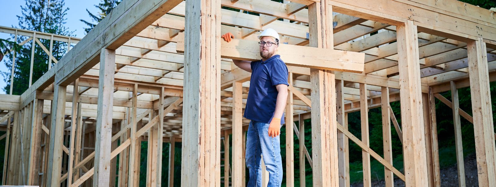 Kohandatud kodu ehitamine on põnev teekond, mis võimaldab koduomanikel luua eluruumi, mis sobib ideaalselt nende elustiili, eelistuste ja vajadustega. Erinevalt