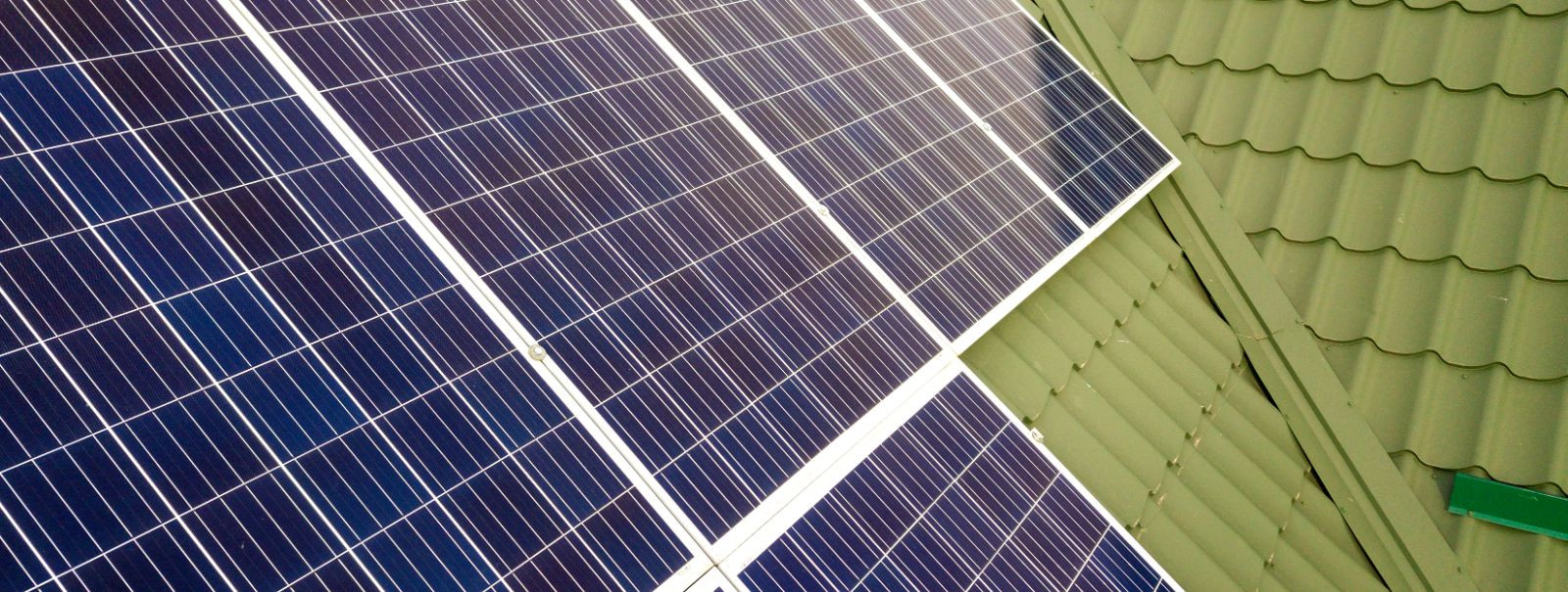 As the world increasingly turns to renewable energy sources, solar panels have become a common sight on rooftops across urban and suburban landscapes. The effic