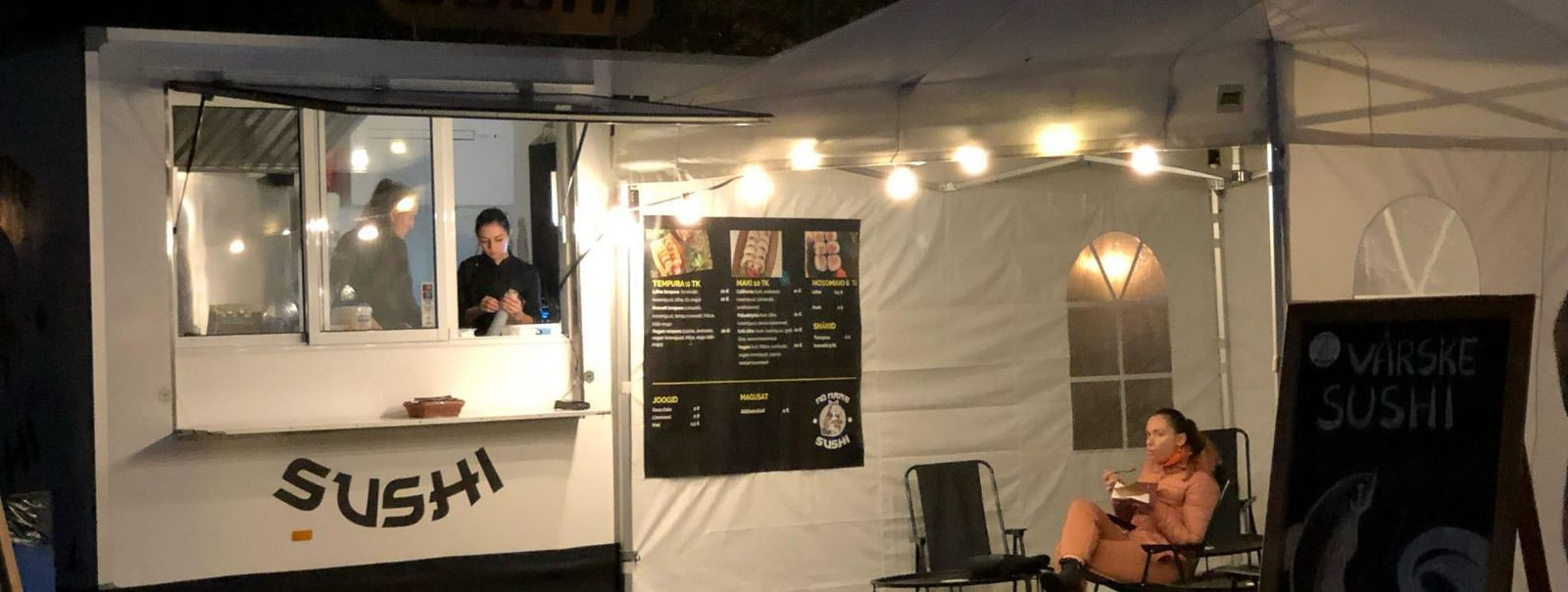 The street food scene is constantly evolving, and sushi on wheels is driving a new era of dining convenience and culinary innovation. As urban lifestyles accele