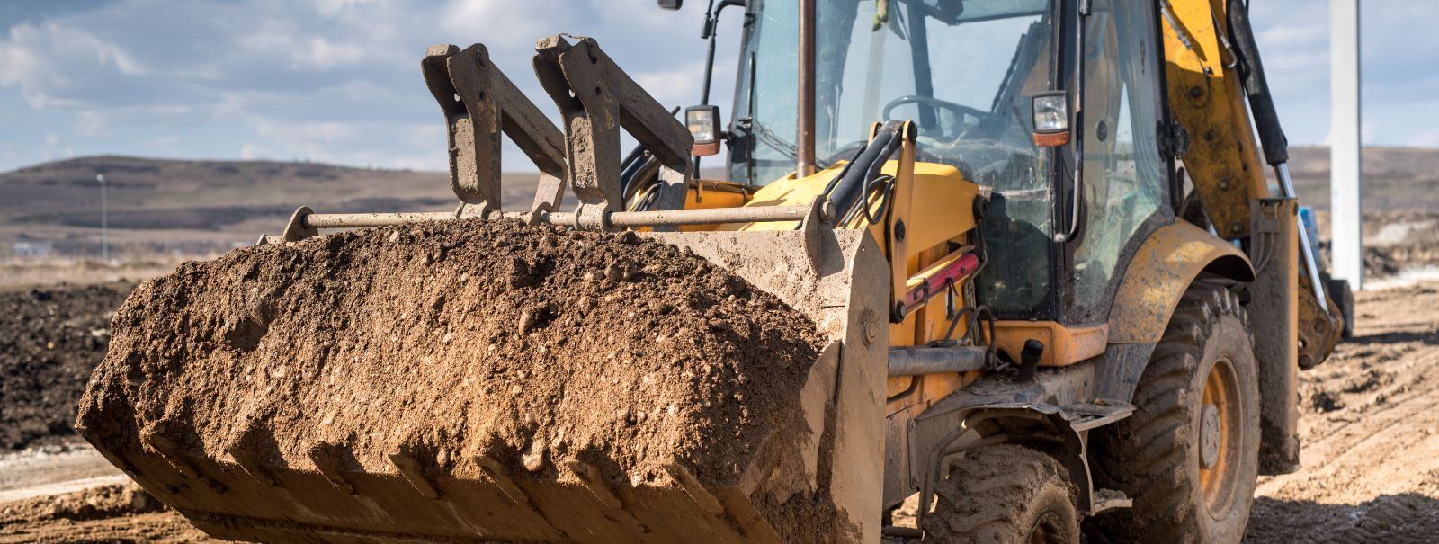 The world of excavation is on the brink of a revolution, with new technologies and practices set to transform the way we dig, move, and manage earth. As we look