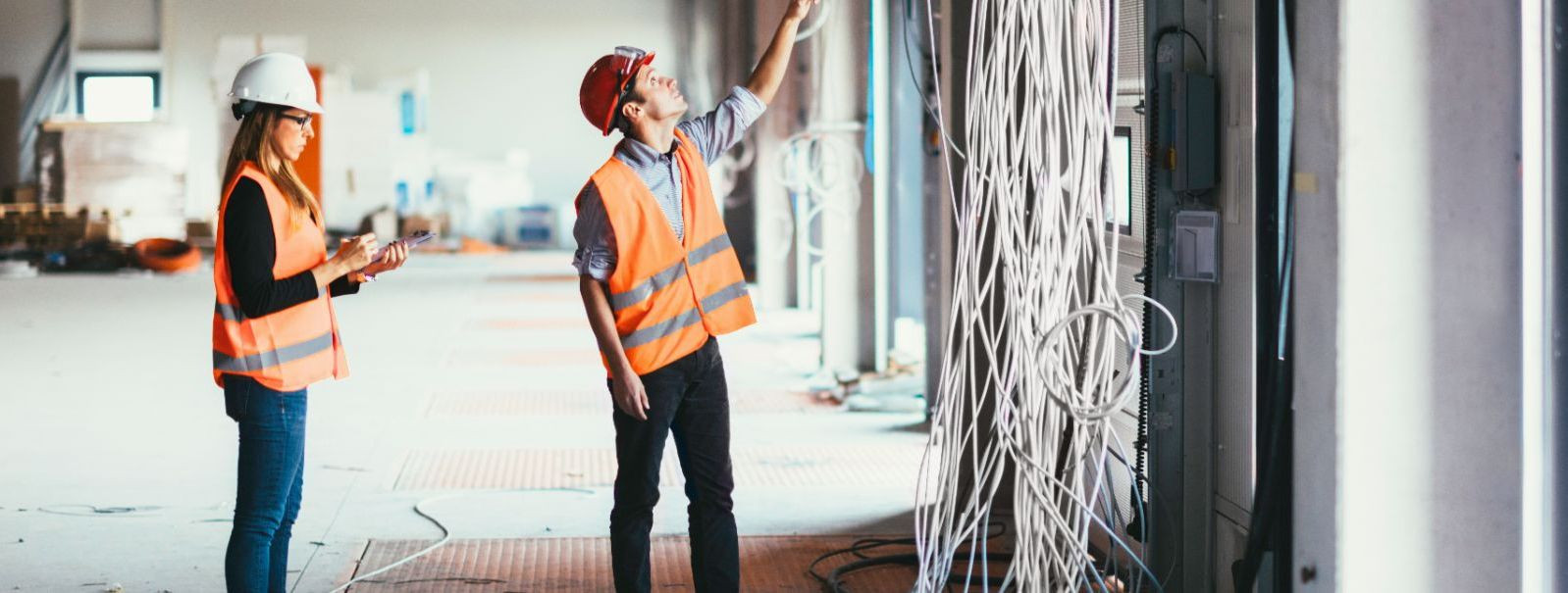 Elektrisüsteemid on kaasaegsete hoonete elujõu allikas, varustades ...