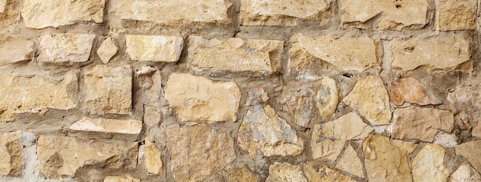 Limestone has been a cornerstone in construction for centuries, revered for its natural beauty and durability. From the pyramids of Egypt to the Gothic cathedra