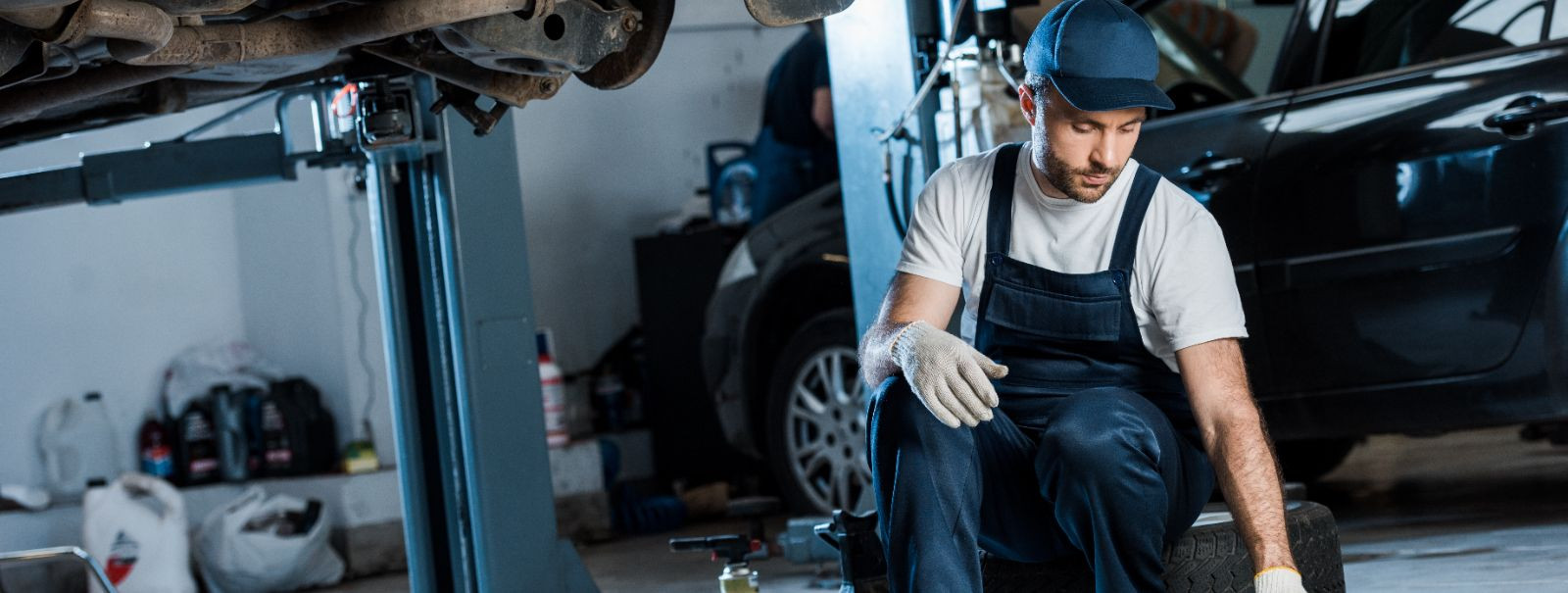 Sõiduki šassiid nimetatakse sageli selle selgrooks. See on raamistik, mis toetab kogu auto struktuuri, sealhulgas mootorit, käigukasti ja kere. Šassii rolli mõi