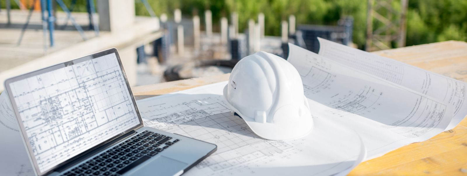 Before embarking on the journey of selecting a construction partner, it is crucial to have a clear understanding of your project scope. This involves outlining 