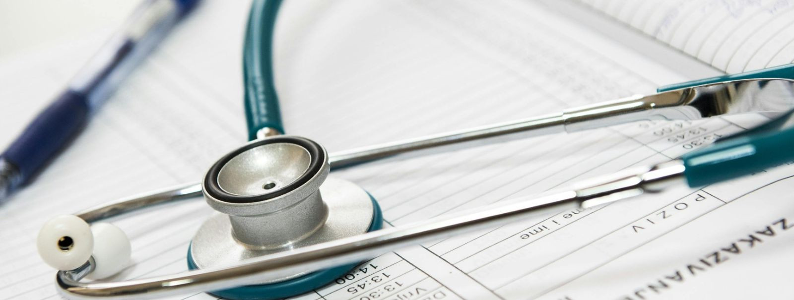 Magnetiline Tomograafia, mida sageli nimetatakse ka magnetresonantstomograafiaks (MRI), on revolutsiooniline diagnostikavahend, mis on muutnud meditsiinilise ku