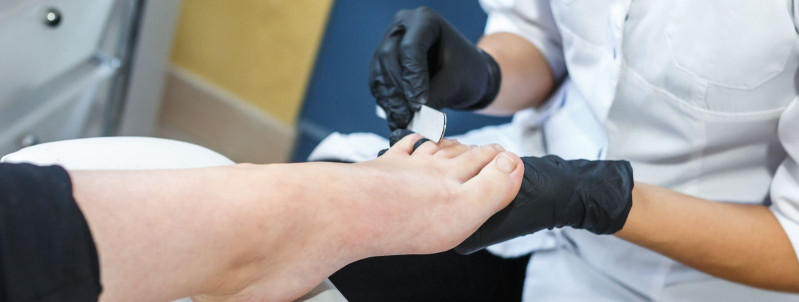 Maniküür ja pediküür: käte ja jalgade hoolduse oluline osa