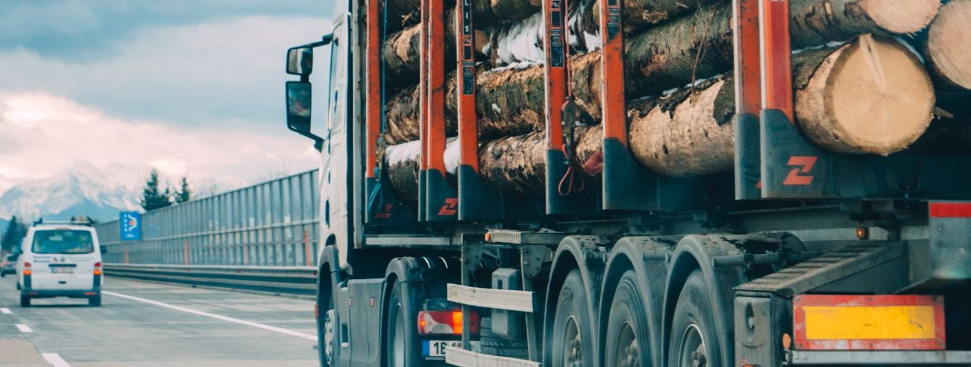 KELI TRANS OÜ on ettevõte, mis pakub mitmekülgseid kaubaveoteenuseid maanteetranspordi valdkonnas. Meie eesmärk on tagada kiire, ohutu ja usaldusväärne kaupade