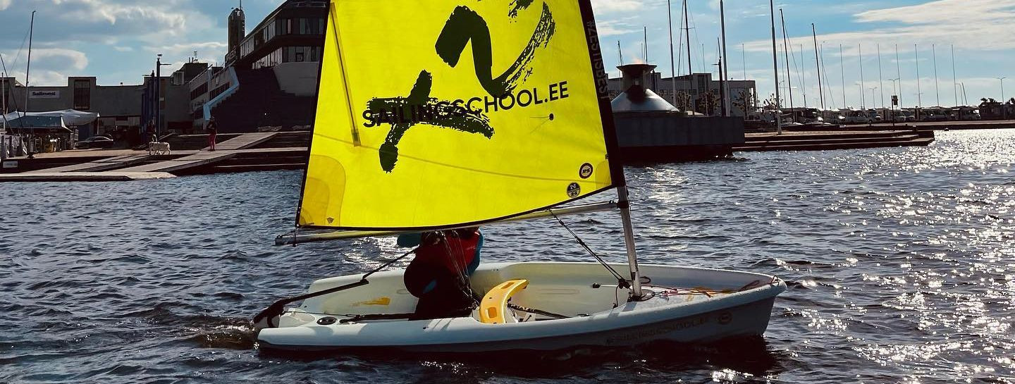 International Sailing School (ISS) pakub ainulaadset purjetamiskogemust nii üksikisikutele kui peredele. Meie eesmärgiks on luua põnev, hariv ja füüsiliselt akt