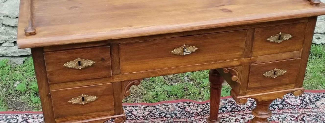 Vanal mööblil on võlu, mida uued esemed sageli ei suuda korrata. See kannab endas lugusid, ajaloolist väärtust ja erilist iseloomu, mis muudab selle taastamise 