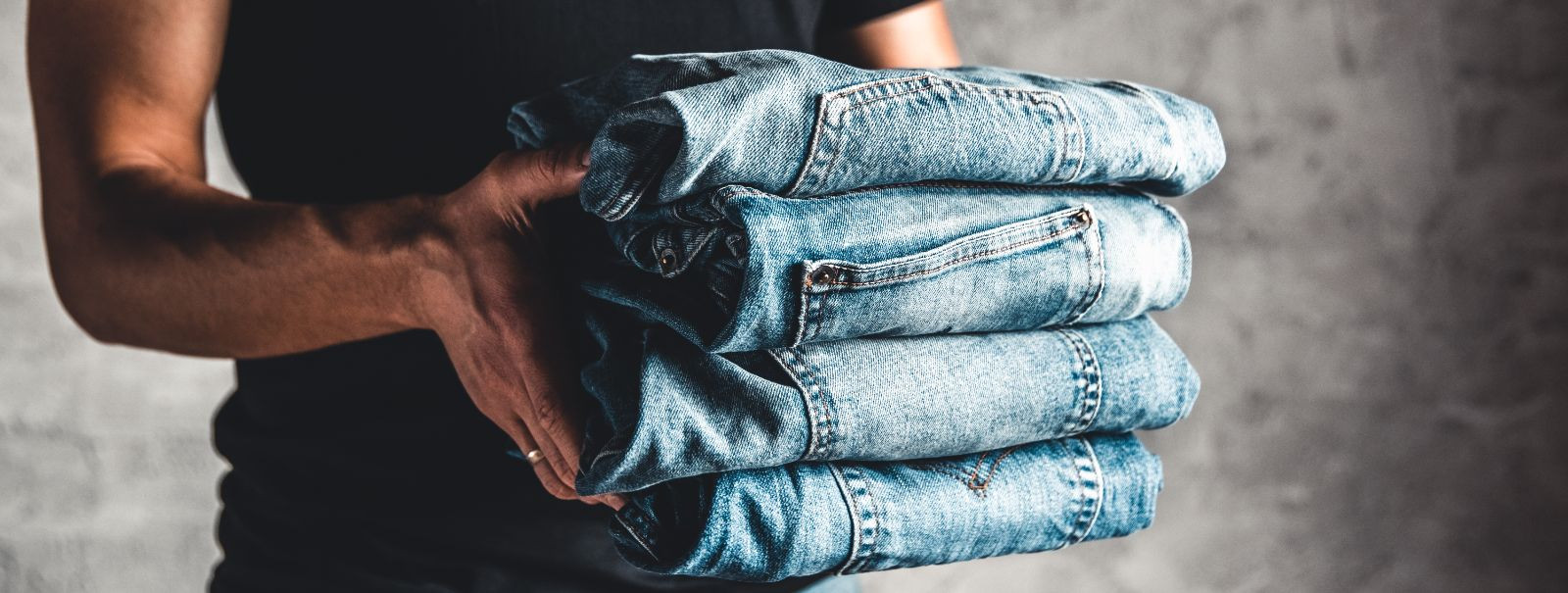 Jeans are a staple in any man's wardrobe, but finding the perfect pair can be a daunting task. With various styles, fits, and materials available, it's essentia