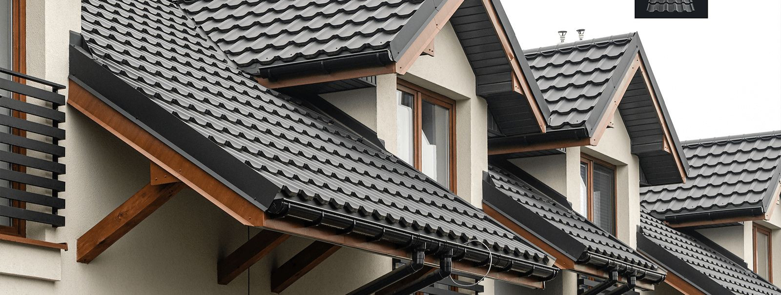 Modular roofing is a modern roofing solution that consists of pre-fabricated panels or tiles designed for easy and quick installation. This innovative approach 