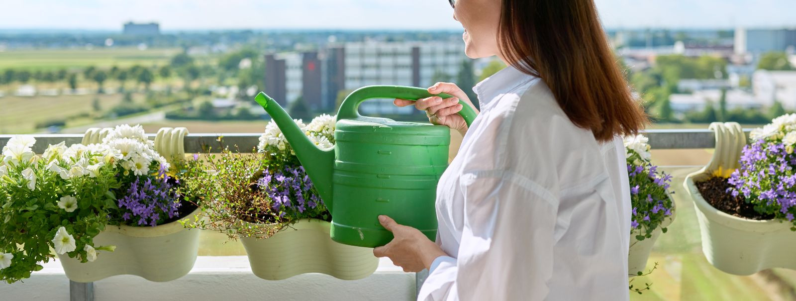 Orgaaniline rõduaedandus on tasuv ettevõtmine, mis võimaldab teil piiratud ruumis kasvatada oma toitu ja lilli, samal ajal panustades keskkonnasäästlikkusse. Se
