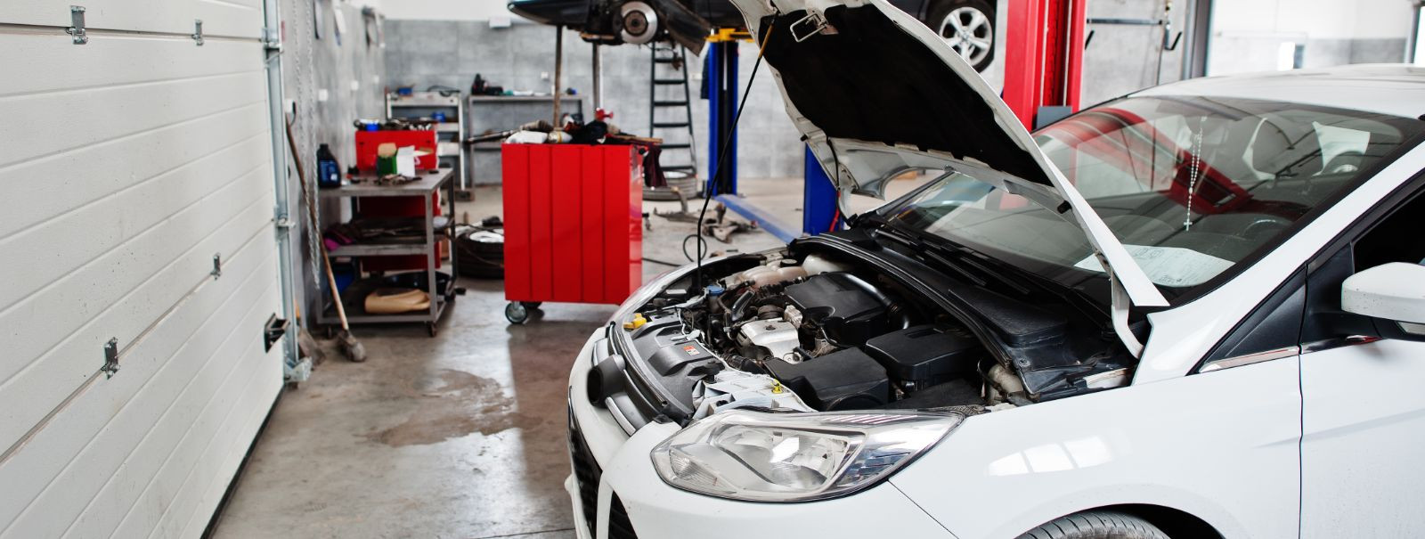 Maintaining your vehicle is not just about keeping it running; it's about maximizing its performance, ensuring safety, and extending its lifespan. Regular maint