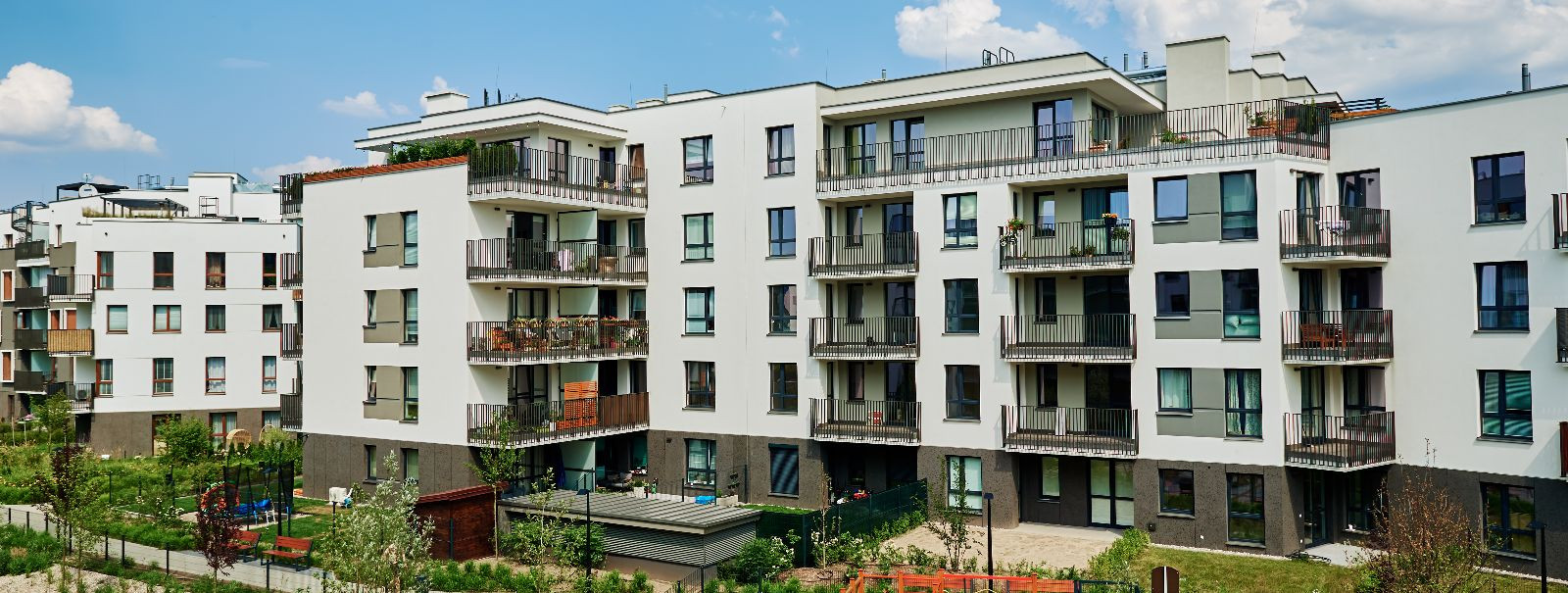 Kogukonna haldamine hõlmab elamu- või ärikinnisvara erinevate ...